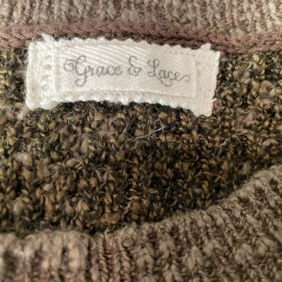 Grace & Lace dark green, high /Lo, honeycomb sweater - Size Small - Picture 3 of 6